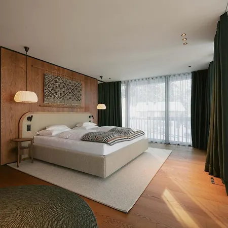 New Hotel Kristberg In Lech With Spa, Outdoor Pool And View 4* Lech am Arlberg
