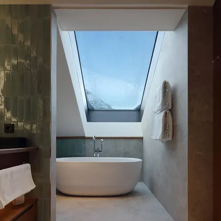 New Hotel Kristberg In Lech With Spa, Outdoor Pool And View Hotel Lech am Arlberg