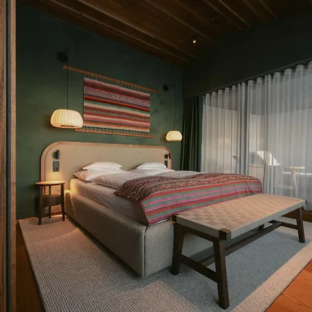 New Hotel Kristberg In Lech With Spa, Outdoor Pool And View Hotel Lech am Arlberg