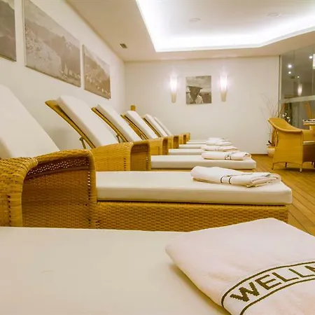 New Hotel Kristberg In Lech With Spa, Outdoor Pool And View Hotel 4*