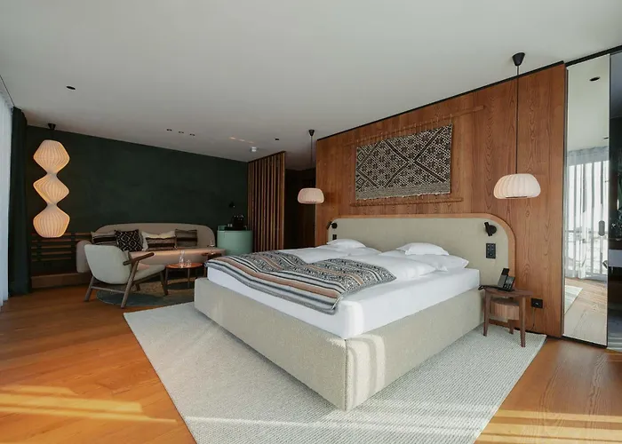 New Kristberg In - New Opening Since December 2025